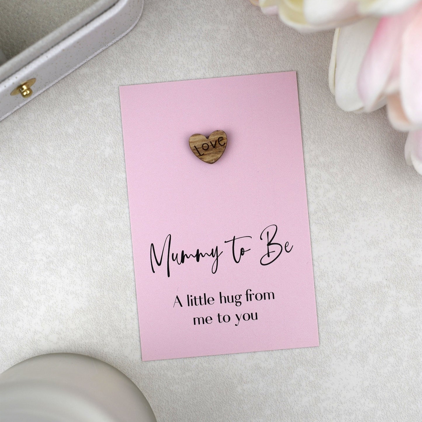 CLEARANCE - Mummy to Be Love Hug Gift