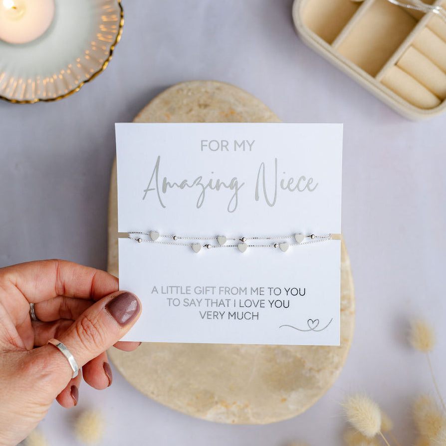 
For My Amazing Niece silver bracelet with heart charm, adjustable jewellery keepsake, thoughtful and sentimental gift for birthdays, Christmas graduation or special occasions, perfect present for teen, adult or little Niece, meaningful gift from Aunt or Uncle.
